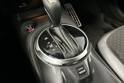 musta Nissan Juke 2024 kuva 22.