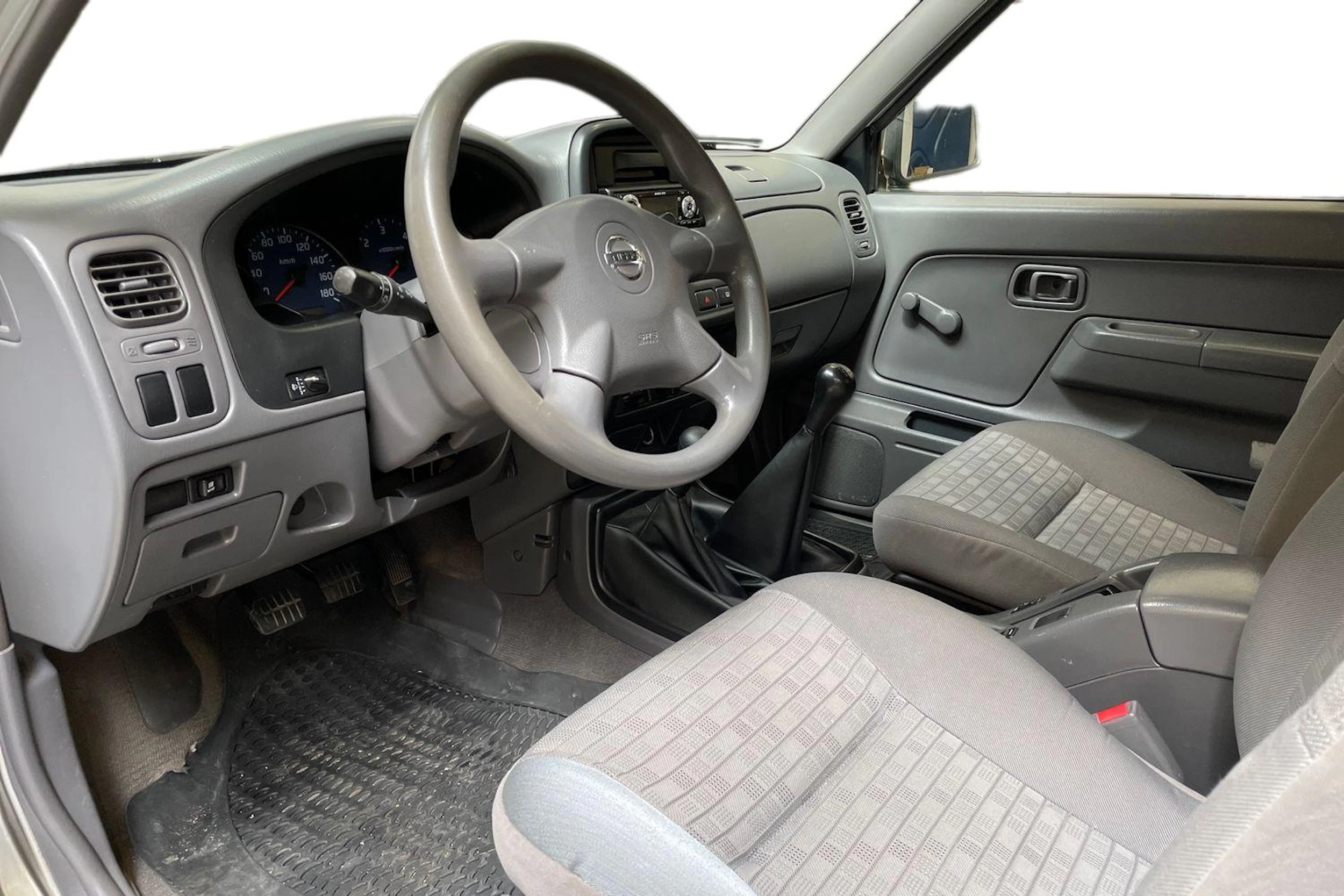 hopea Nissan King Cab 2004 kuva 3.