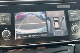 harmaa Nissan Leaf 2018 kuva 5.