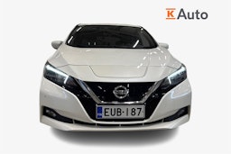 valkoinen Nissan Leaf 2019 kuva 4.