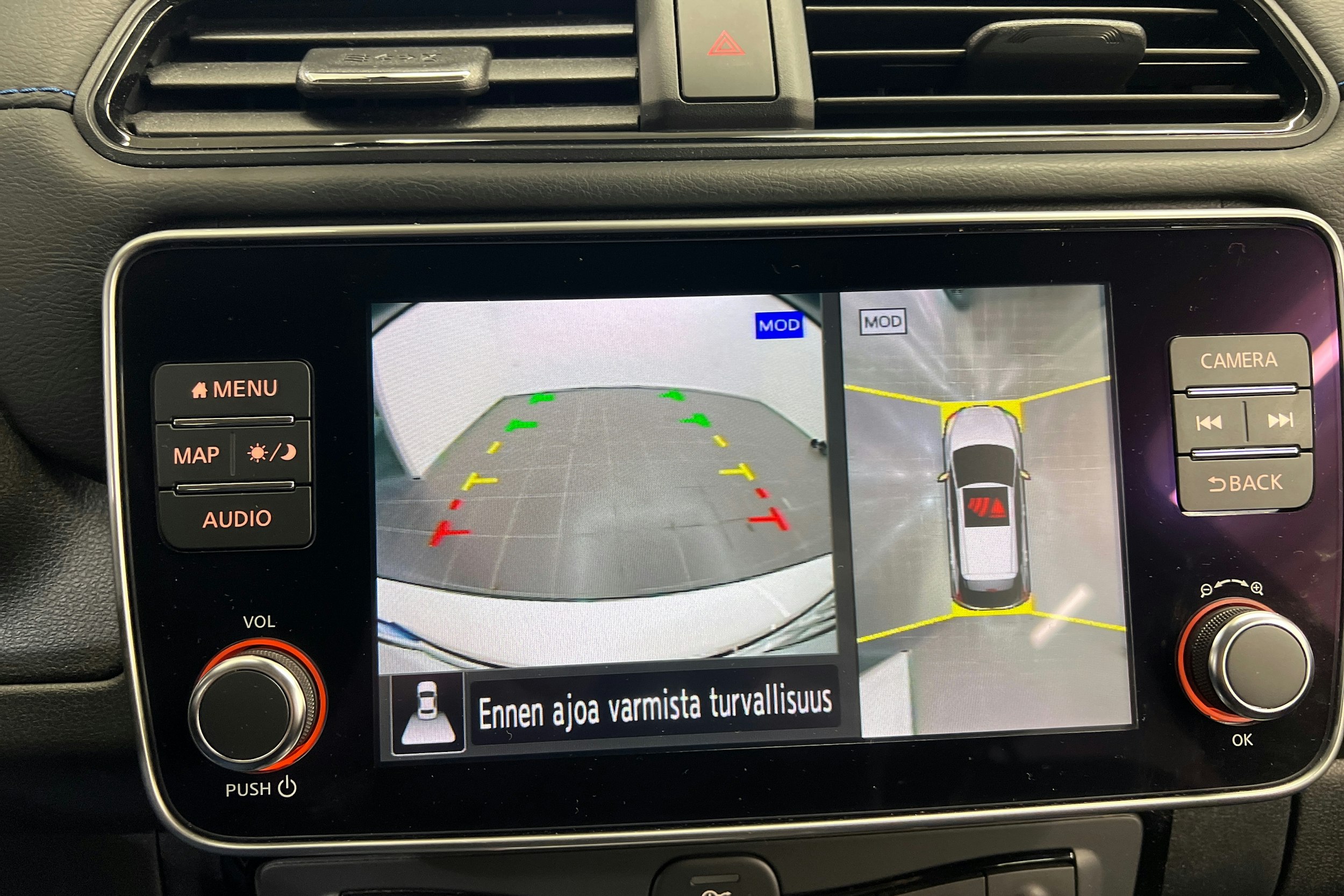 valkoinen Nissan Leaf 2020 kuva 20.