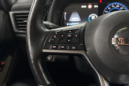 musta Nissan Leaf 2020 kuva 14.