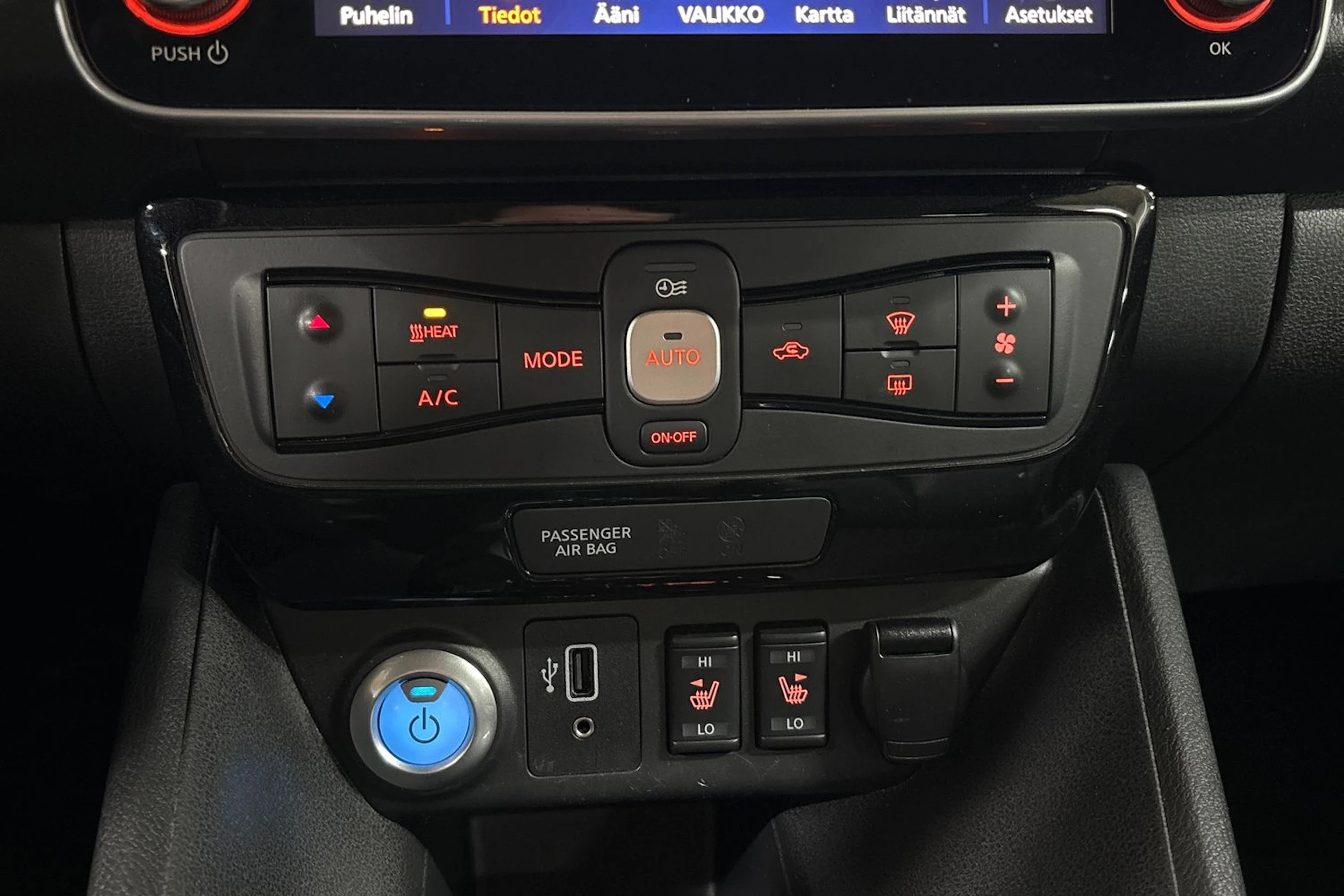 musta Nissan Leaf 2020 kuva 20.