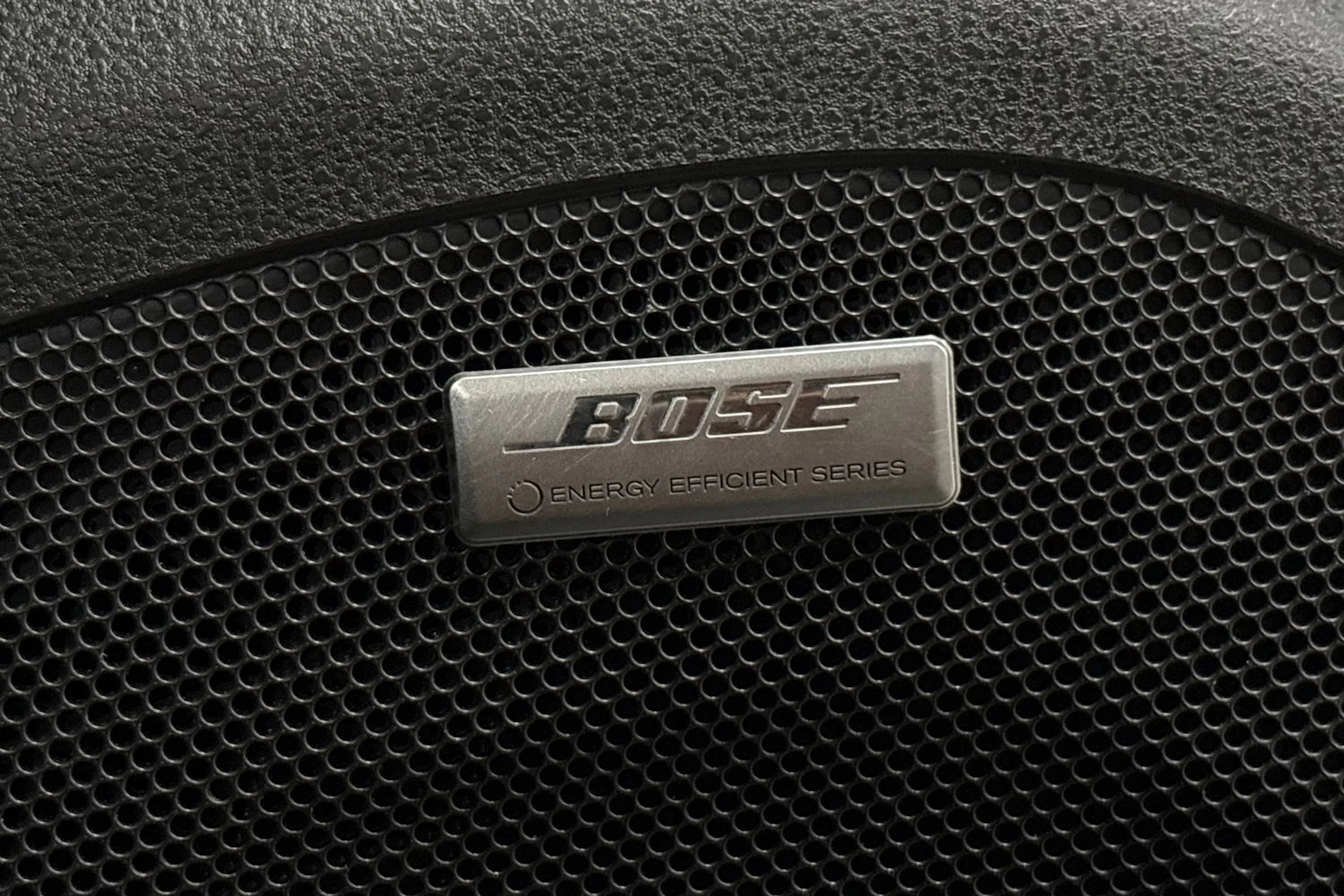 musta Nissan Leaf 2020 kuva 24.