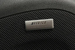 musta Nissan Leaf 2020 kuva 24.