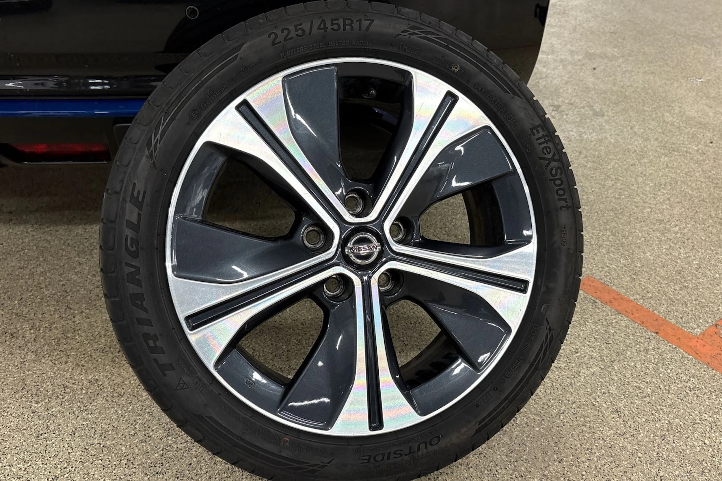 musta Nissan Leaf 2020 kuva 26.