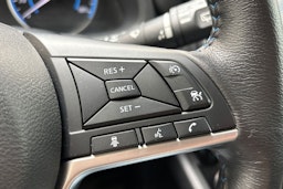 sininen Nissan Leaf 2021 kuva 15.