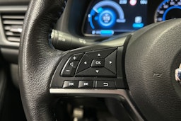 valkoinen Nissan Leaf 2021 kuva 26.