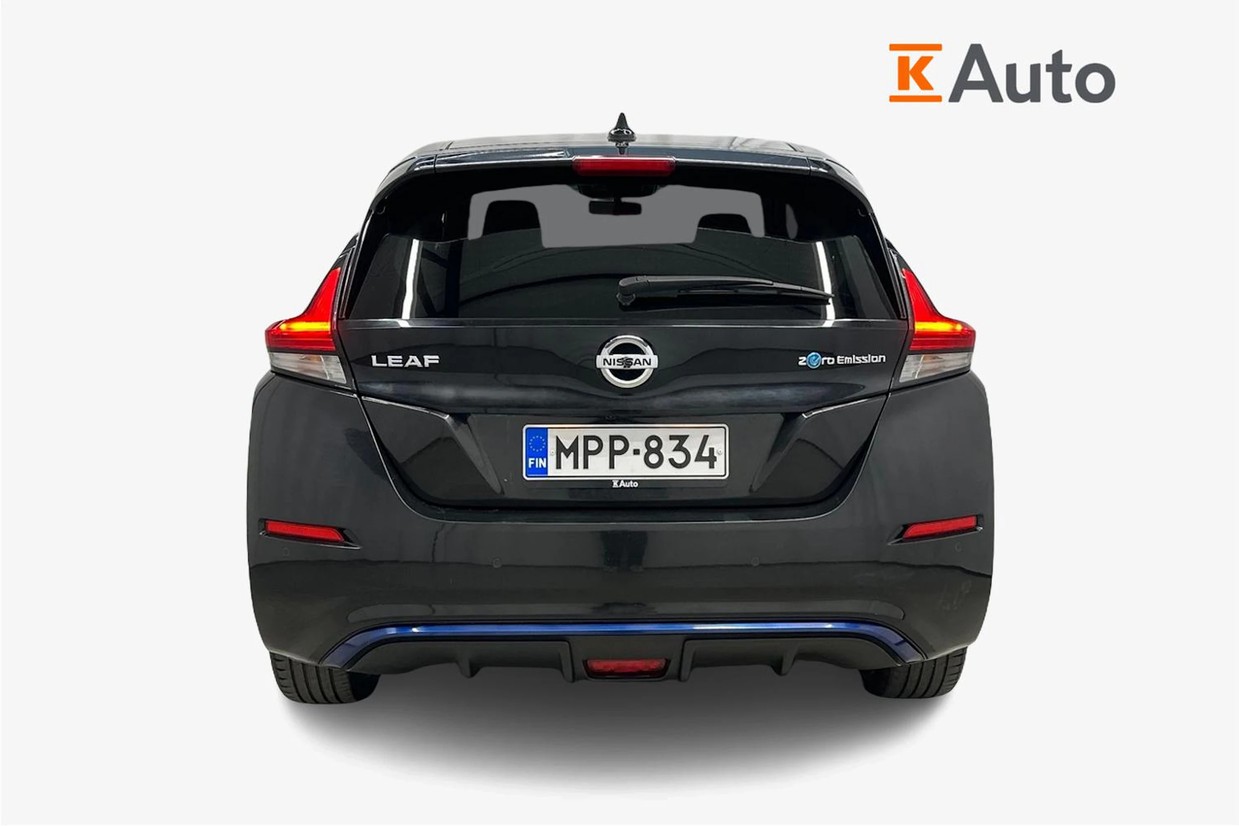 musta Nissan Leaf 2021 kuva 3.