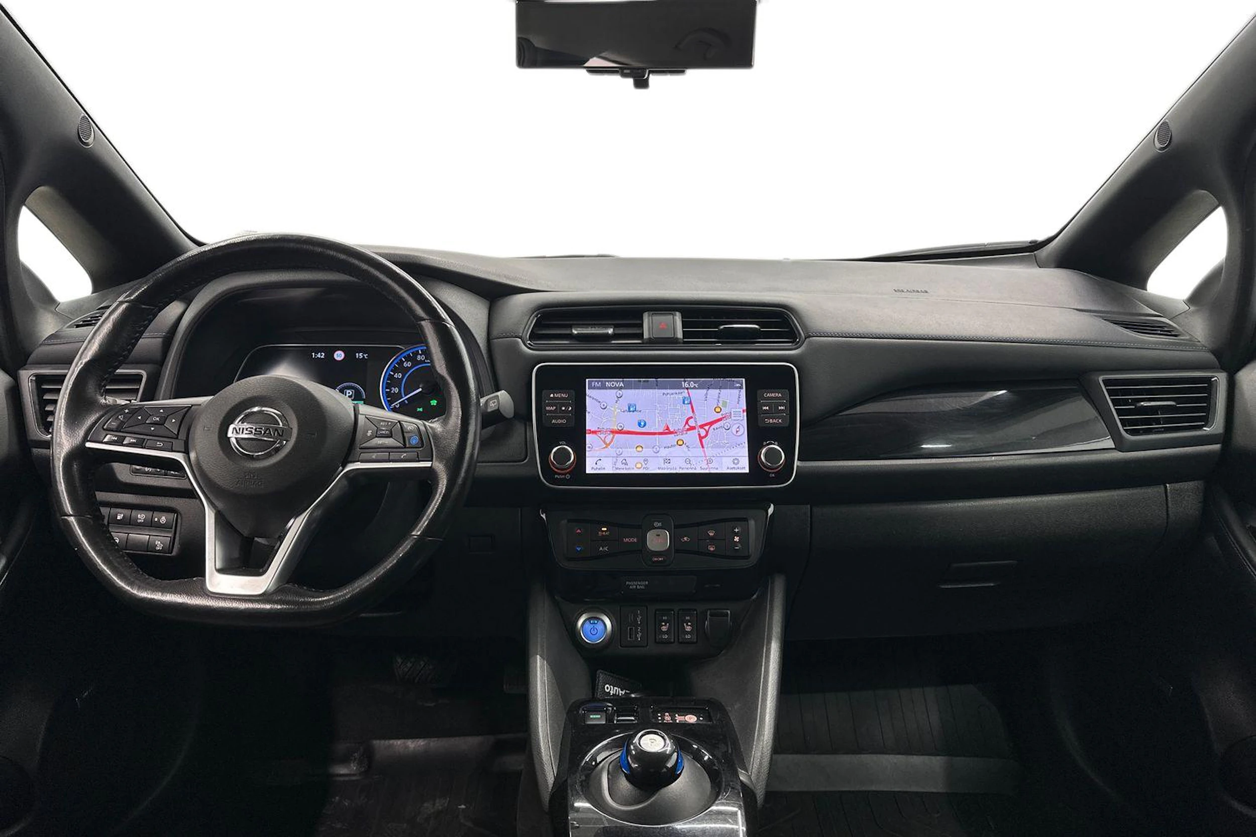 musta Nissan Leaf 2021 kuva 7.