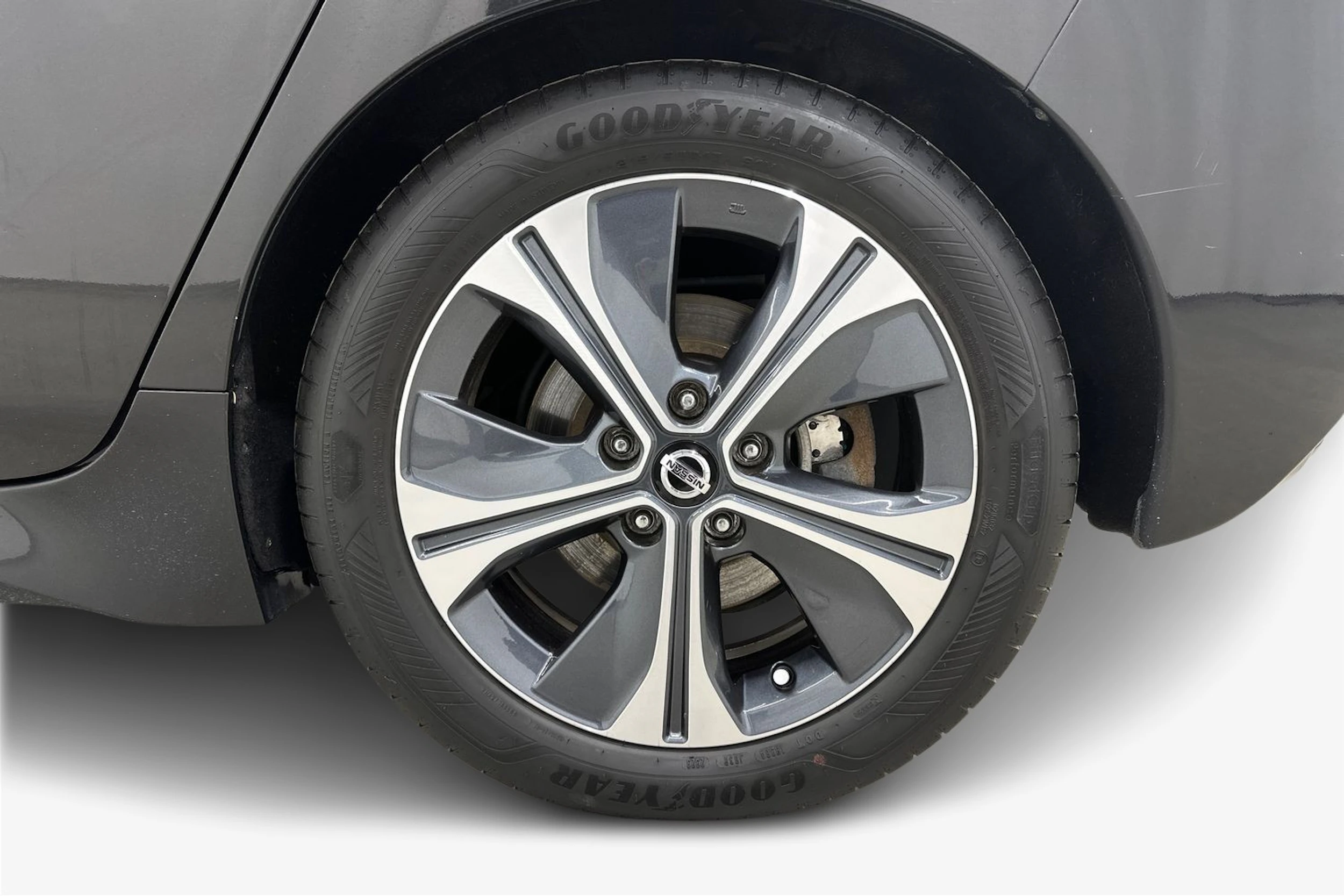 musta Nissan Leaf 2021 kuva 9.