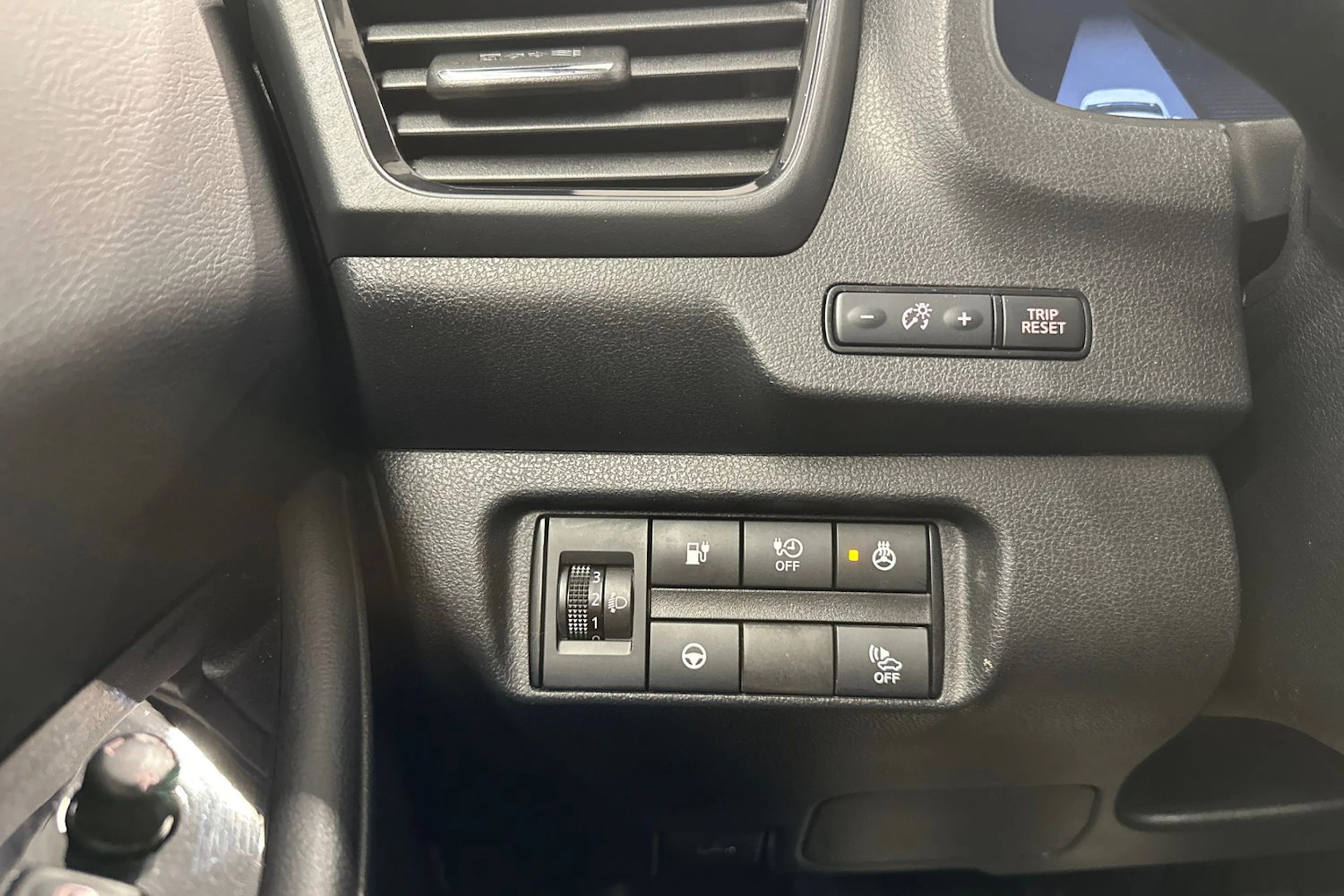 musta Nissan Leaf 2021 kuva 17.