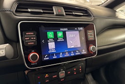 harmaa Nissan Leaf 2021 kuva 22.