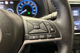 valkoinen Nissan Leaf 2021 kuva 26.