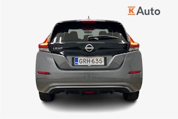 harmaa Nissan Leaf 2022 kuva 3.