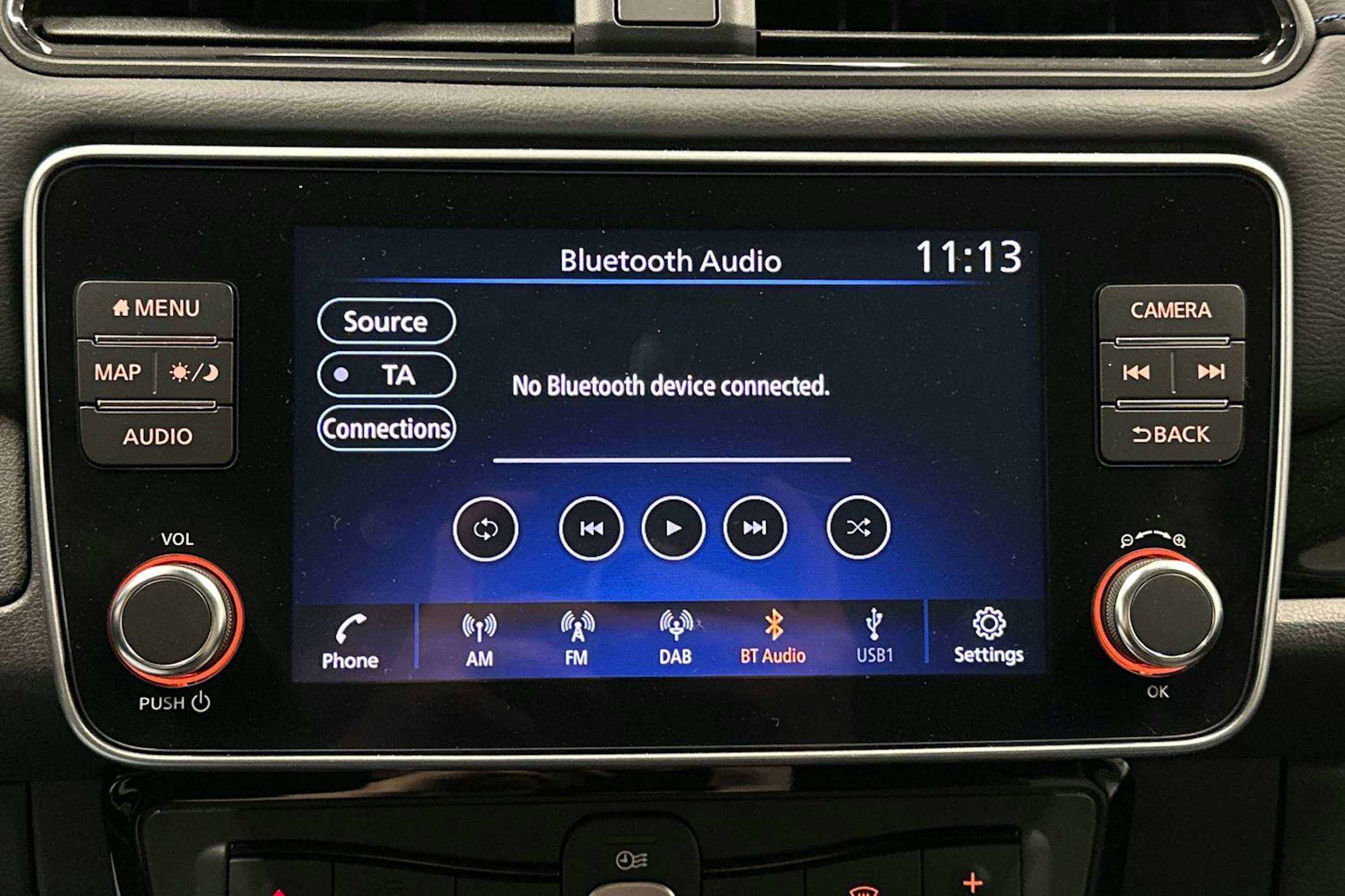 harmaa Nissan Leaf 2022 kuva 27.