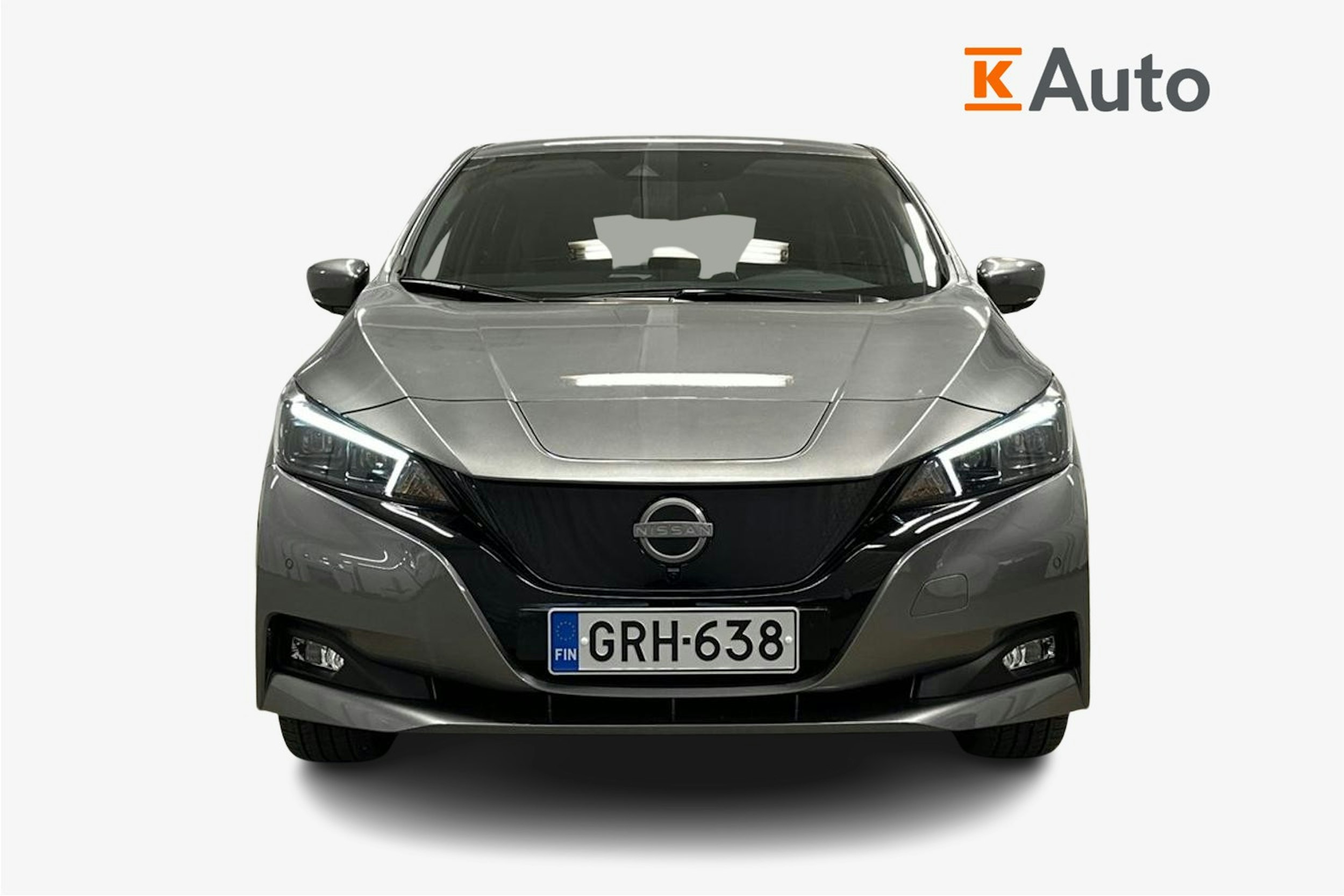harmaa Nissan Leaf 2022 kuva 5.