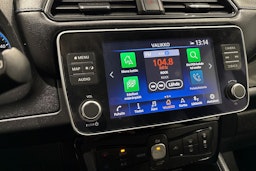 valkoinen Nissan Leaf 2022 kuva 22.