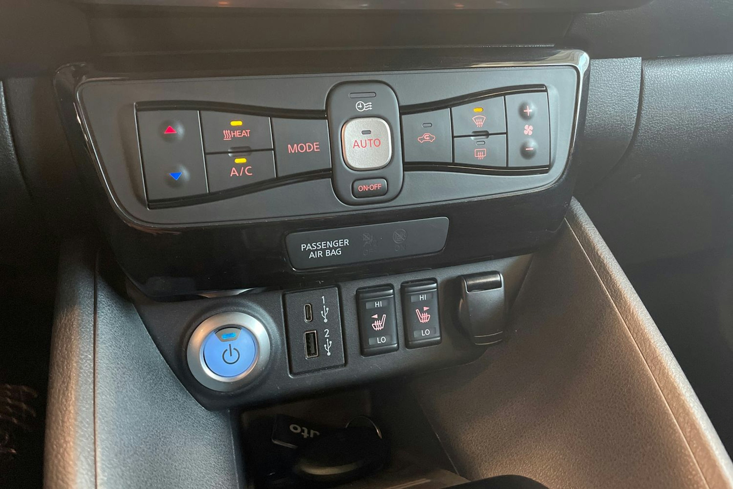 ruskea (beige) Nissan Leaf 2022 kuva 17.