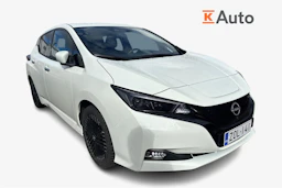 Valkoinen Nissan Leaf 2022 kuva 1.