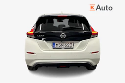 valkoinen Nissan Leaf 2023 kuva 3.