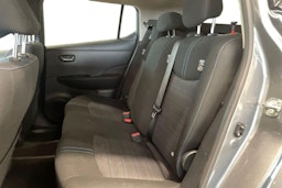 harmaa Nissan Leaf 2023 kuva 10.