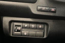 harmaa Nissan Leaf 2023 kuva 19.