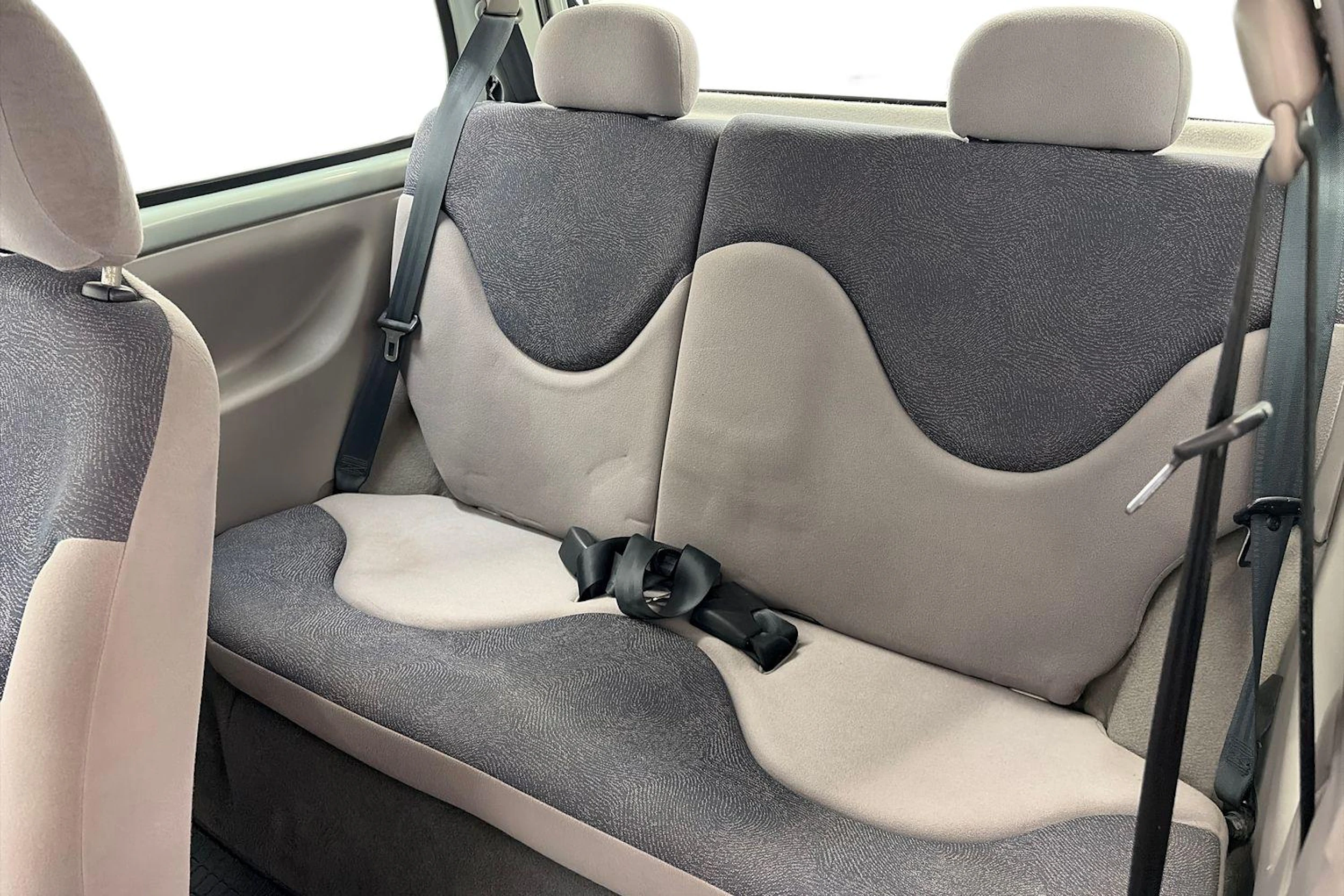 Vihreä Nissan MICRA 2001 kuva 7.