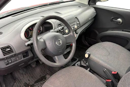 punainen Nissan Micra 2006 kuva 3.