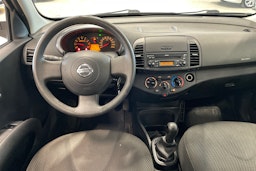 musta Nissan Micra 2008 kuva 7.