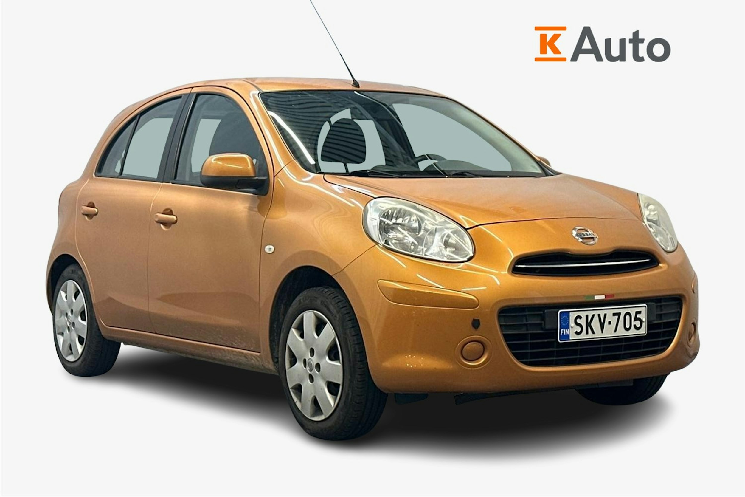 oranssi Nissan Micra 2013 kuva 1.