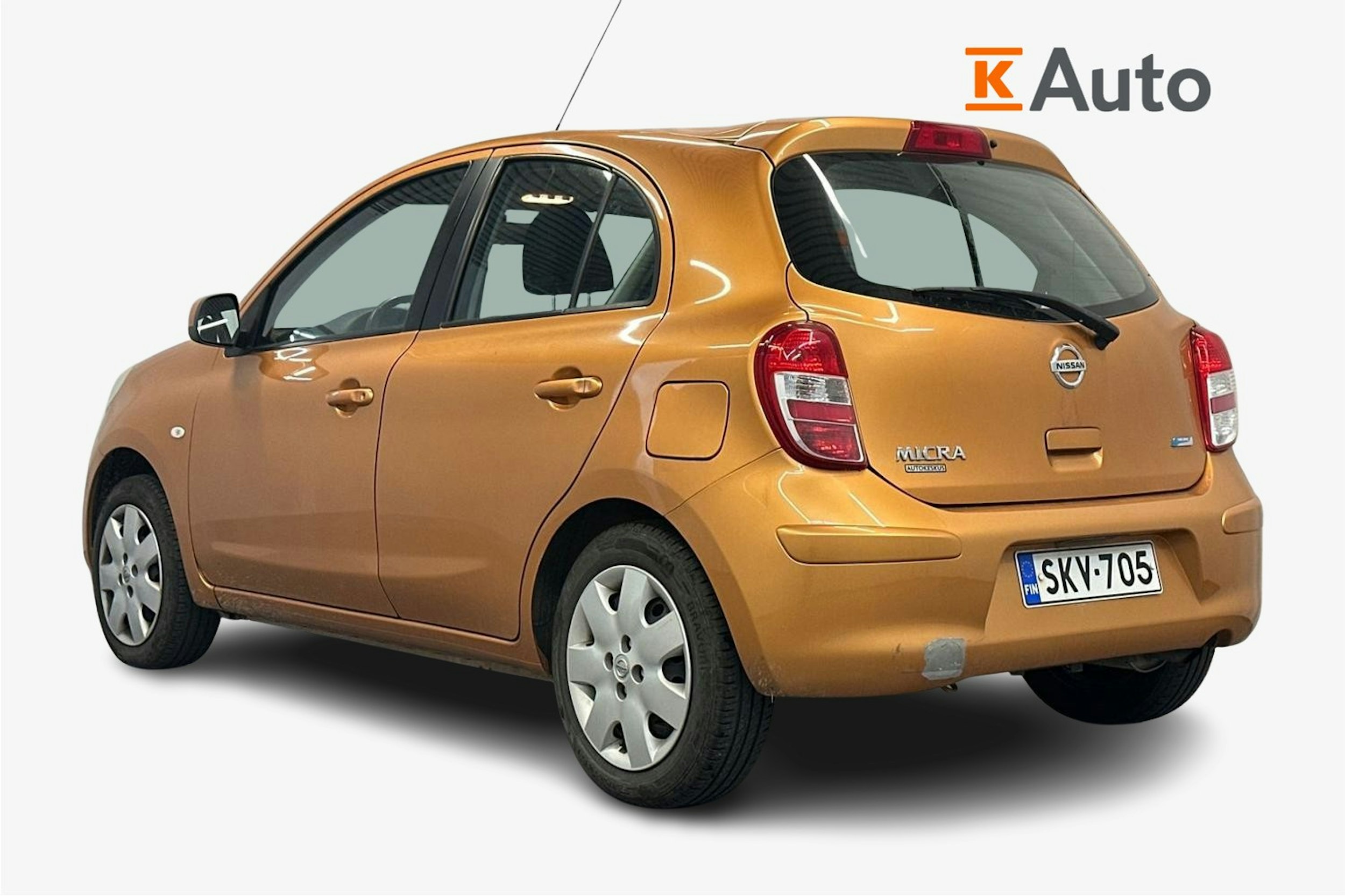 oranssi Nissan Micra 2013 kuva 2.