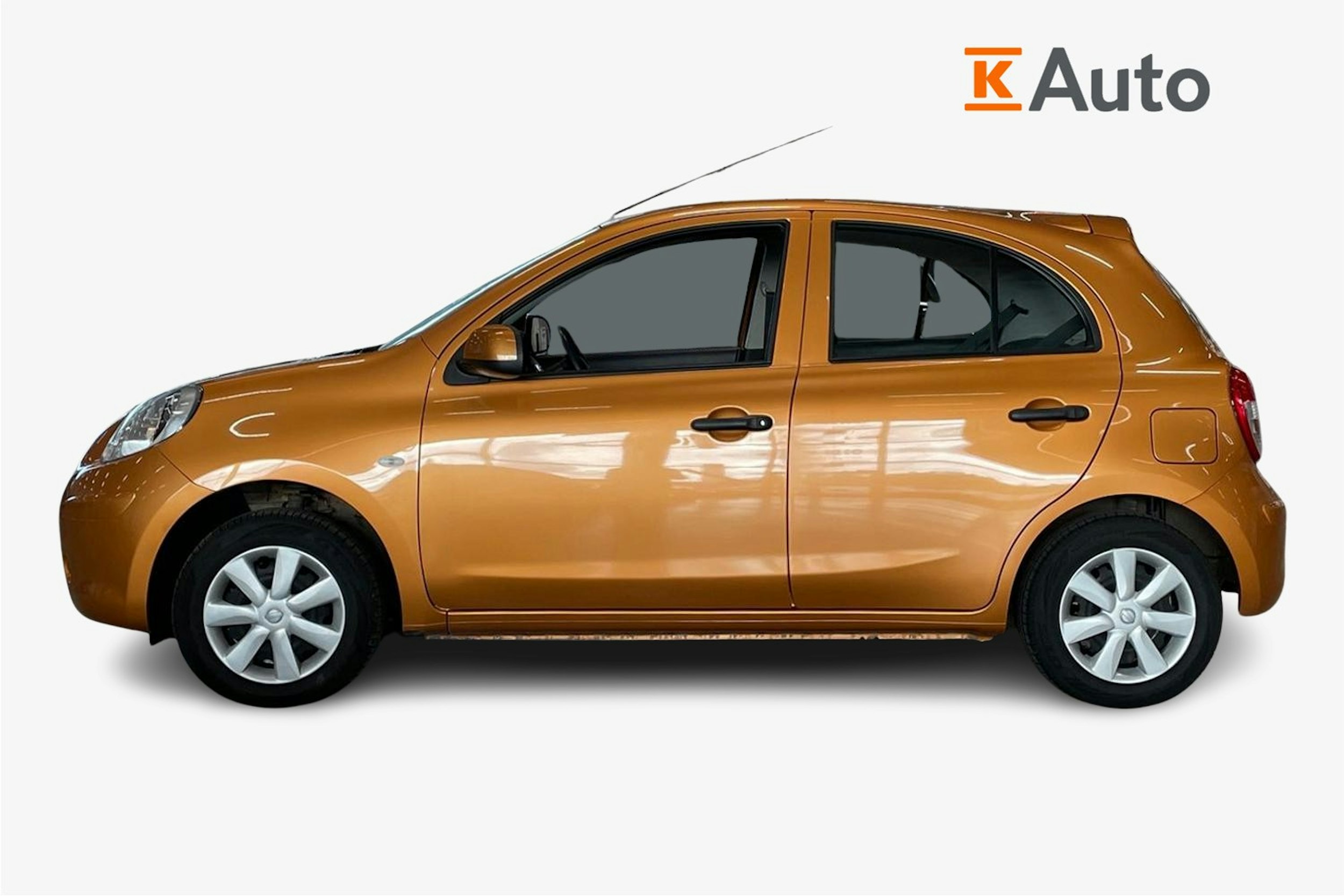 oranssi Nissan Micra 2013 kuva 6.