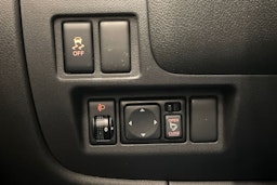 oranssi Nissan Micra 2013 kuva 20.