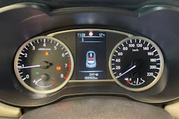 harmaa Nissan Micra 2018 kuva 15.