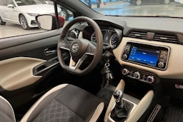 punainen Nissan Micra 2018 kuva 16.