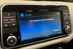 punainen Nissan Micra 2018 kuva 20.