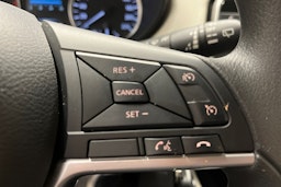 punainen Nissan Micra 2018 kuva 23.