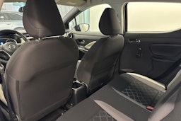 harmaa Nissan Micra 2018 kuva 14.