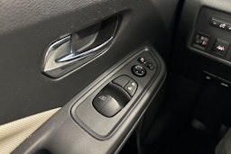 harmaa Nissan Micra 2018 kuva 21.