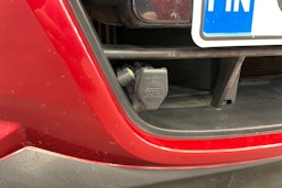 punainen Nissan Micra 2020 kuva 16.