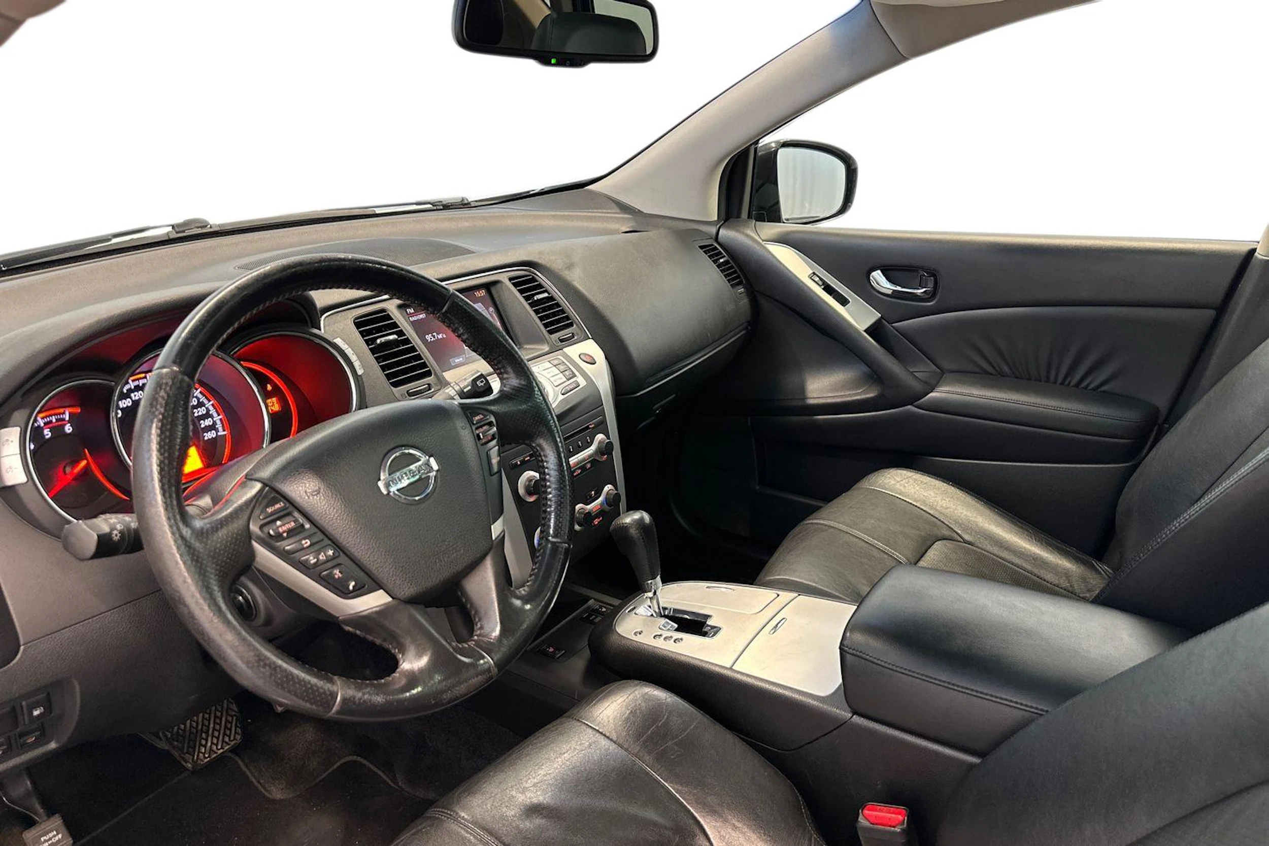 valkoinen Nissan Murano 2011 kuva 9.