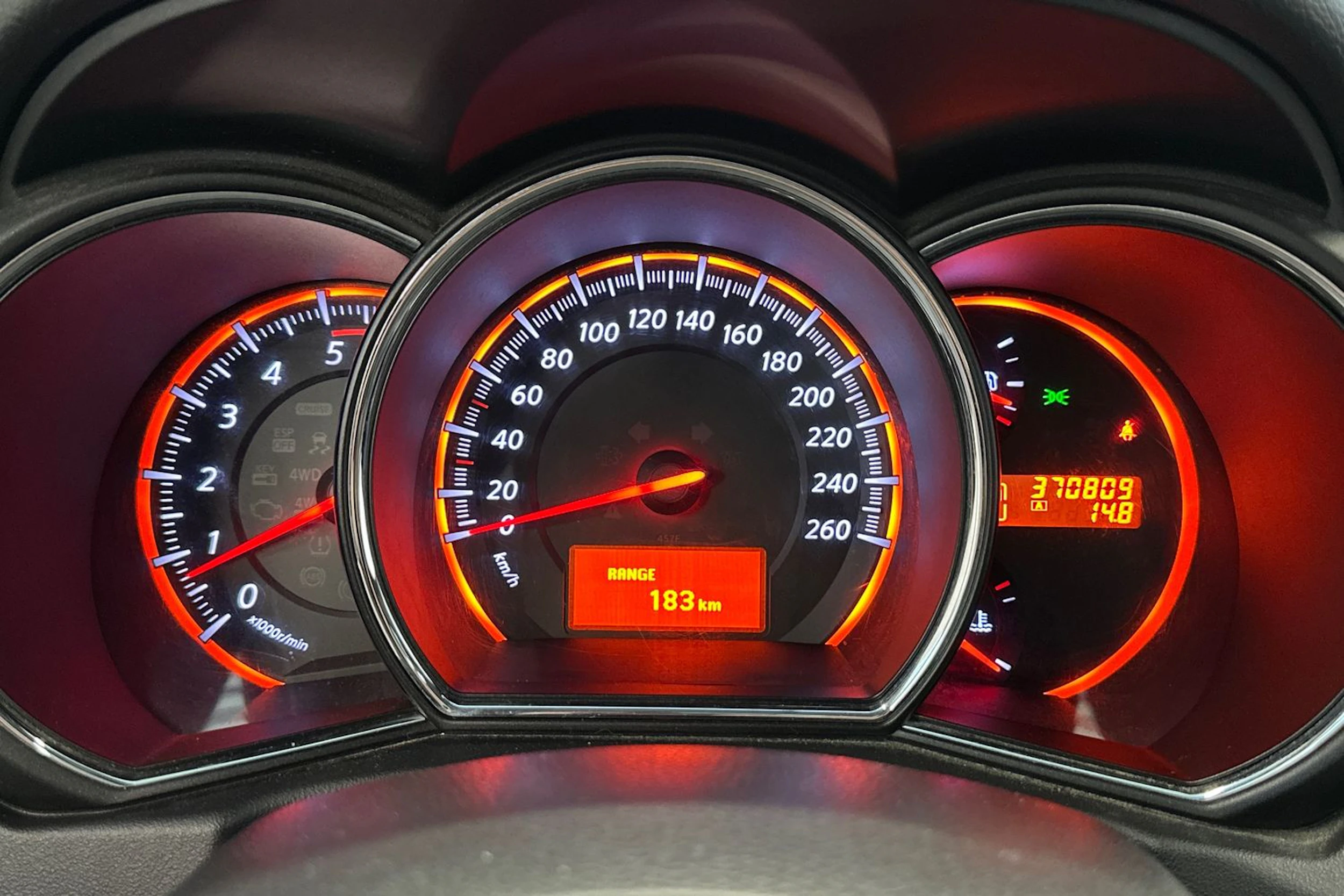 valkoinen Nissan Murano 2011 kuva 25.