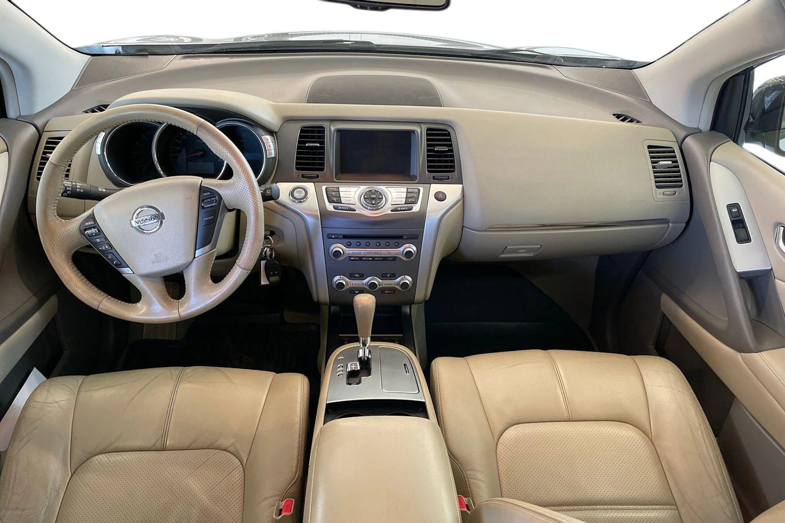 Harmaa Nissan Murano 2012 kuva 7.