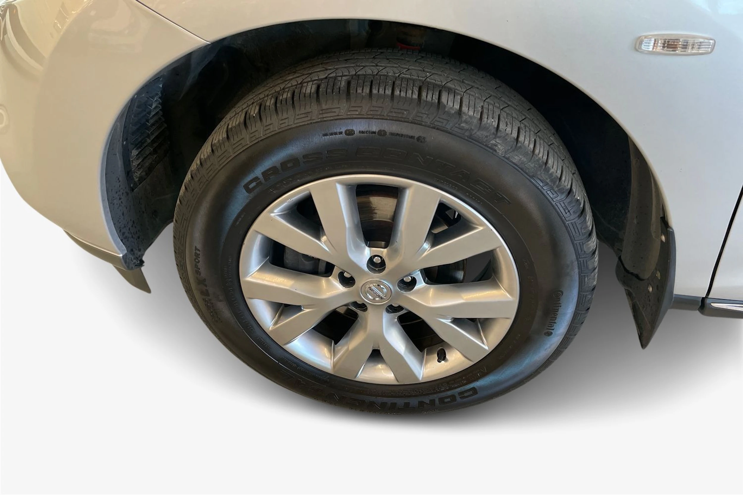 Harmaa Nissan Murano 2012 kuva 9.
