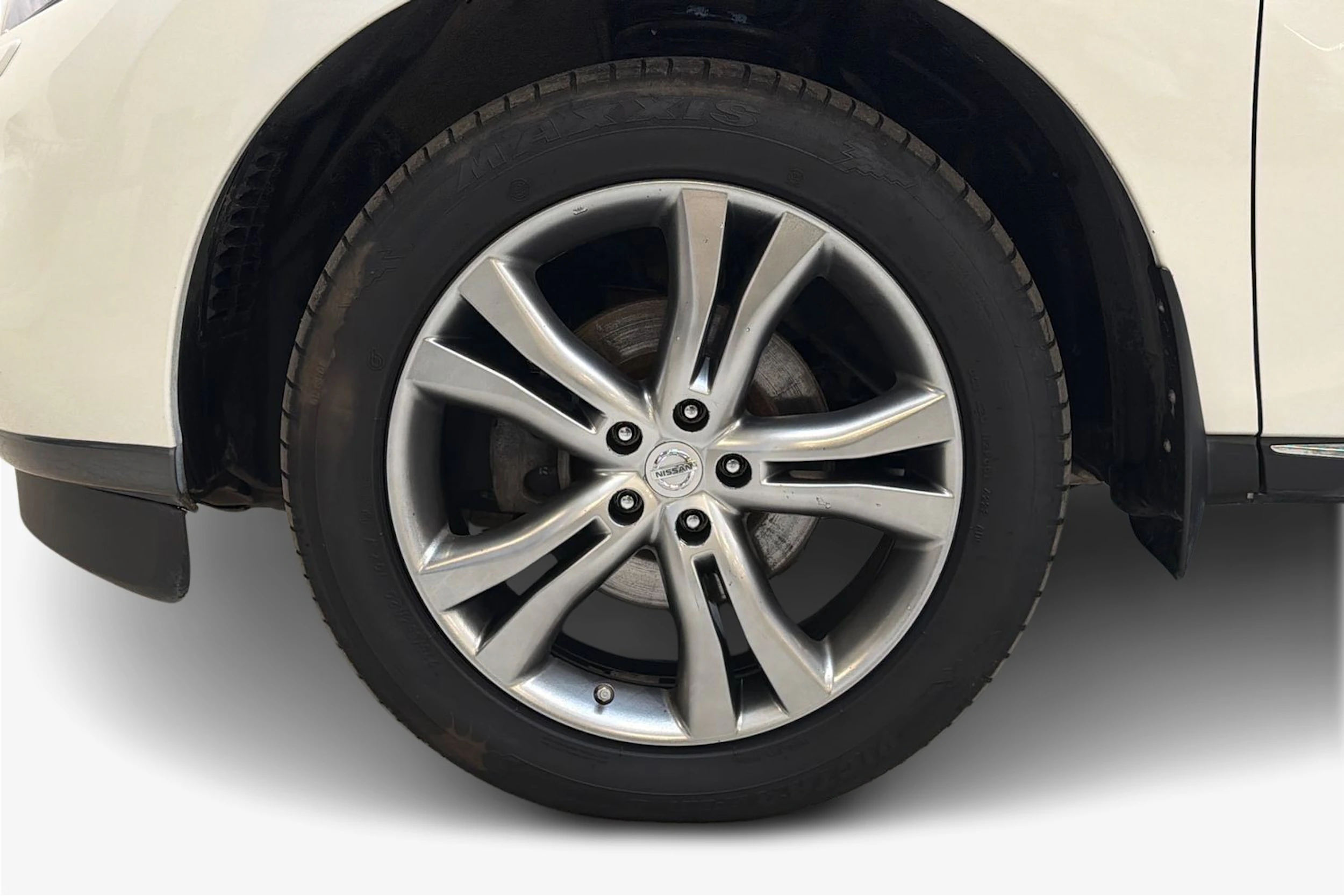 Valkoinen Nissan Murano 2015 kuva 9.
