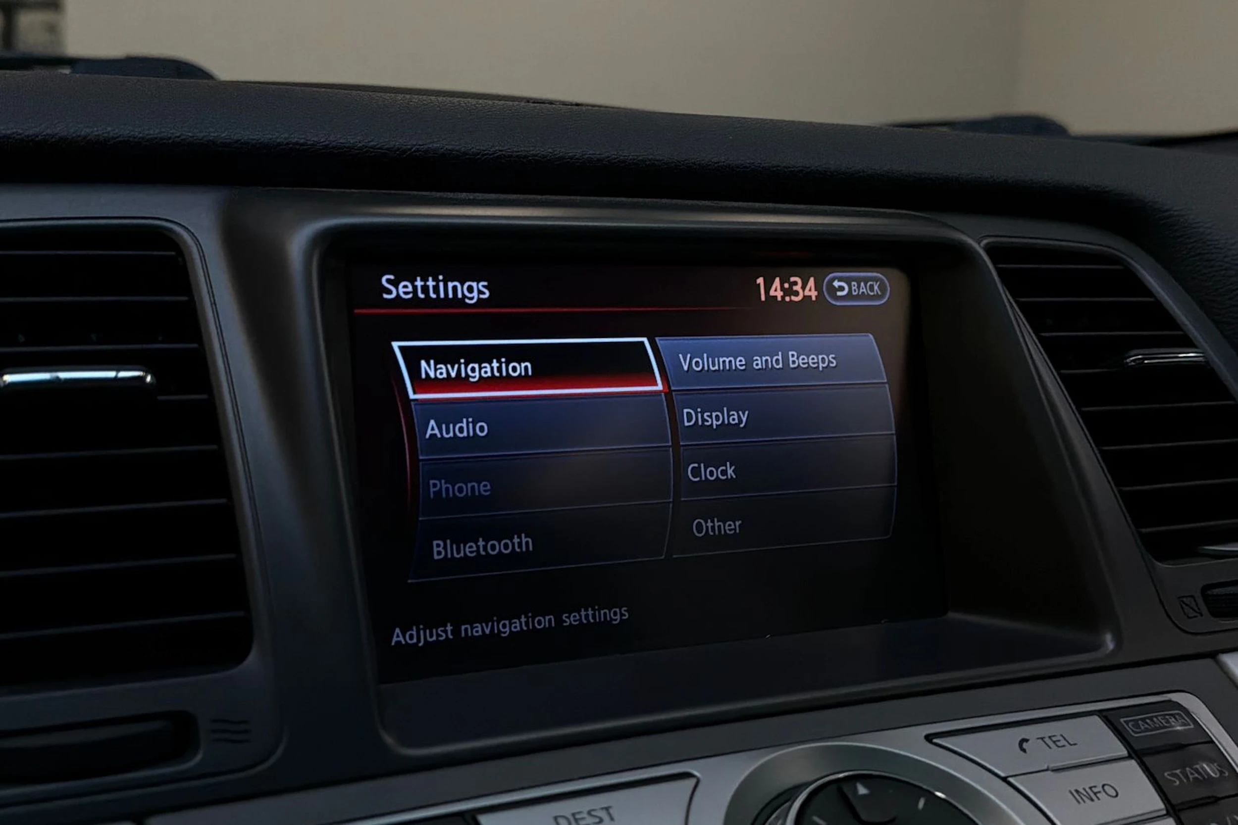 Valkoinen Nissan Murano 2015 kuva 17.
