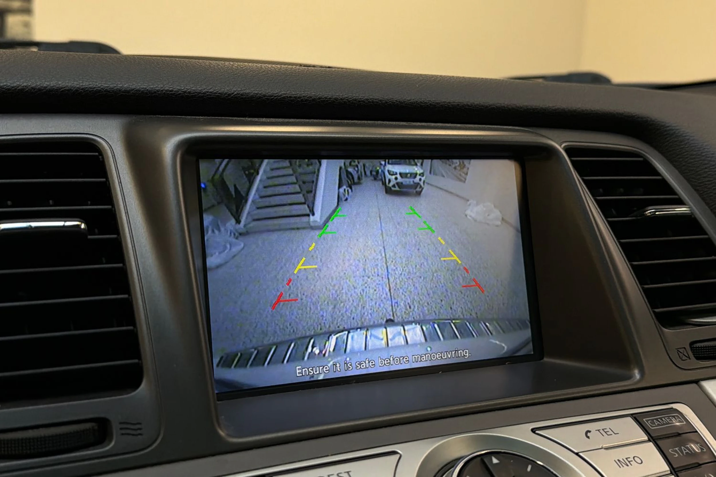 Valkoinen Nissan Murano 2015 kuva 20.