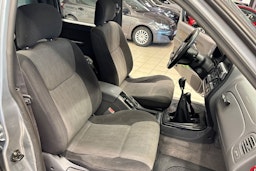 hopea Nissan Navara 2003 kuva 16.