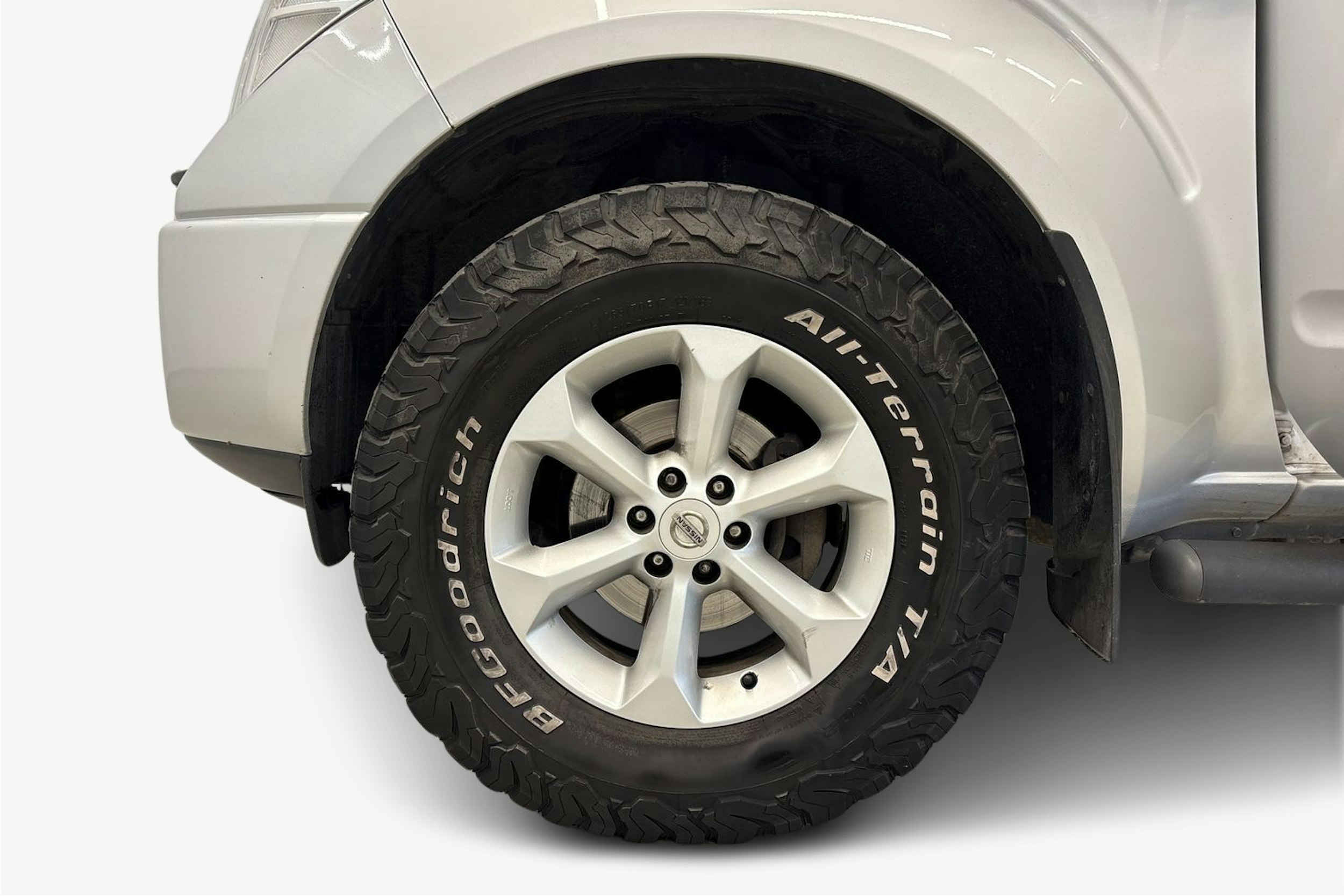 hopea Nissan Navara 2007 kuva 11.